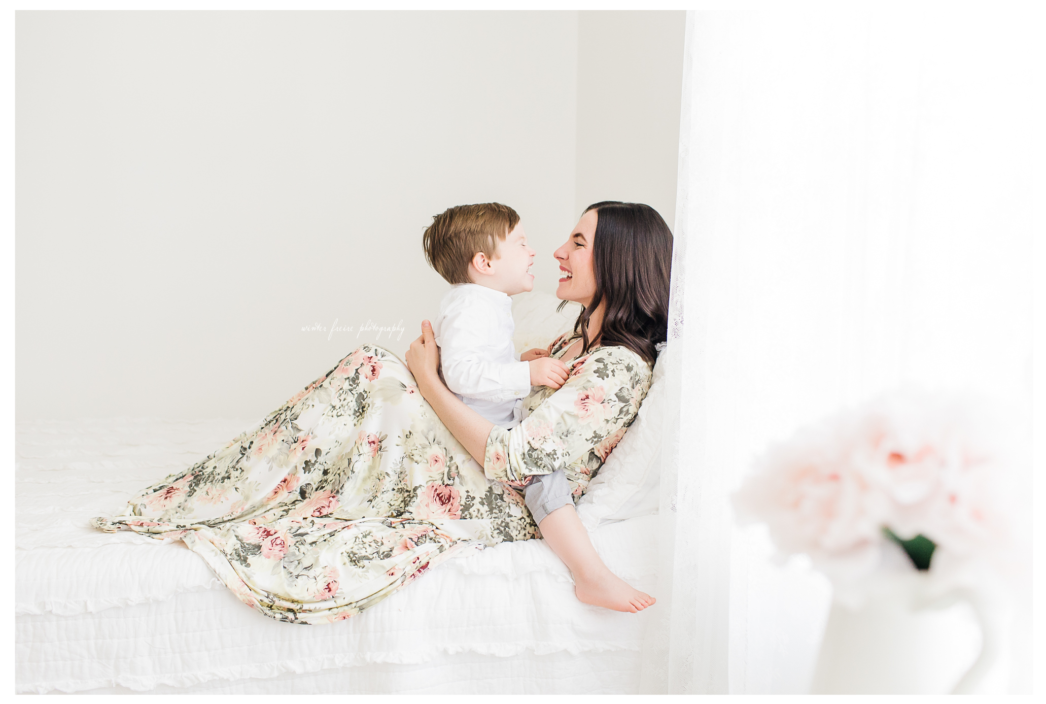 Winter Freire Photography | Fine Art Motherhood Photographer | Fine Art Motherhood Photography | Motherhood | Motherhood Photography | Sweet Pure Organic Portraits | Dayton, Ohio Photographer | Dayton, Ohio Photography