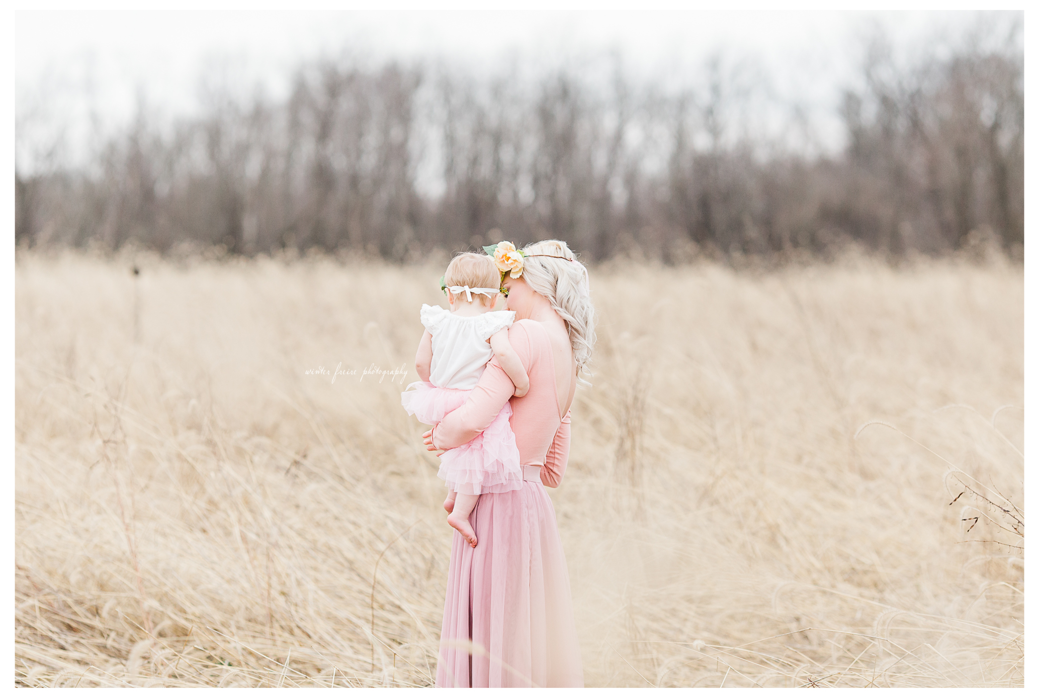 Winter Freire Photography | Sweet Pure Organic Portraits | Dayton, Ohio Fine Art Motherhood Photographer | Motherhood Photography | Beauty Revived 2017
