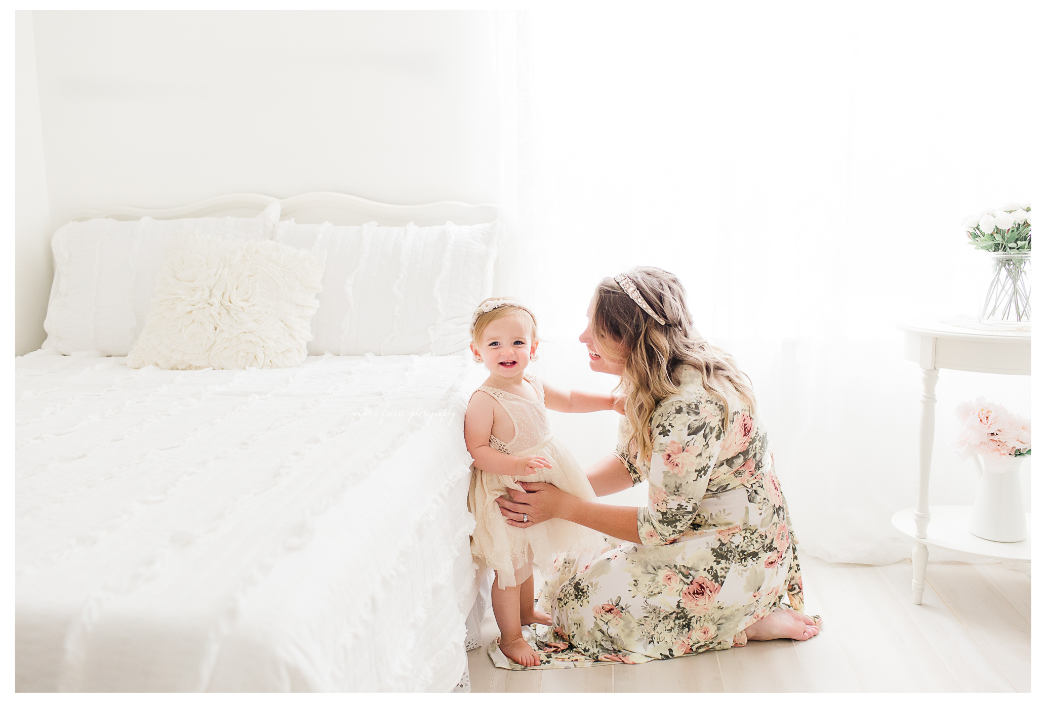 Winter Freire Photography | Sweet Pure Organic | Dayton, Ohio Motherhood Photography | Dayton, Ohio Motherhood Photographer | Motherhood