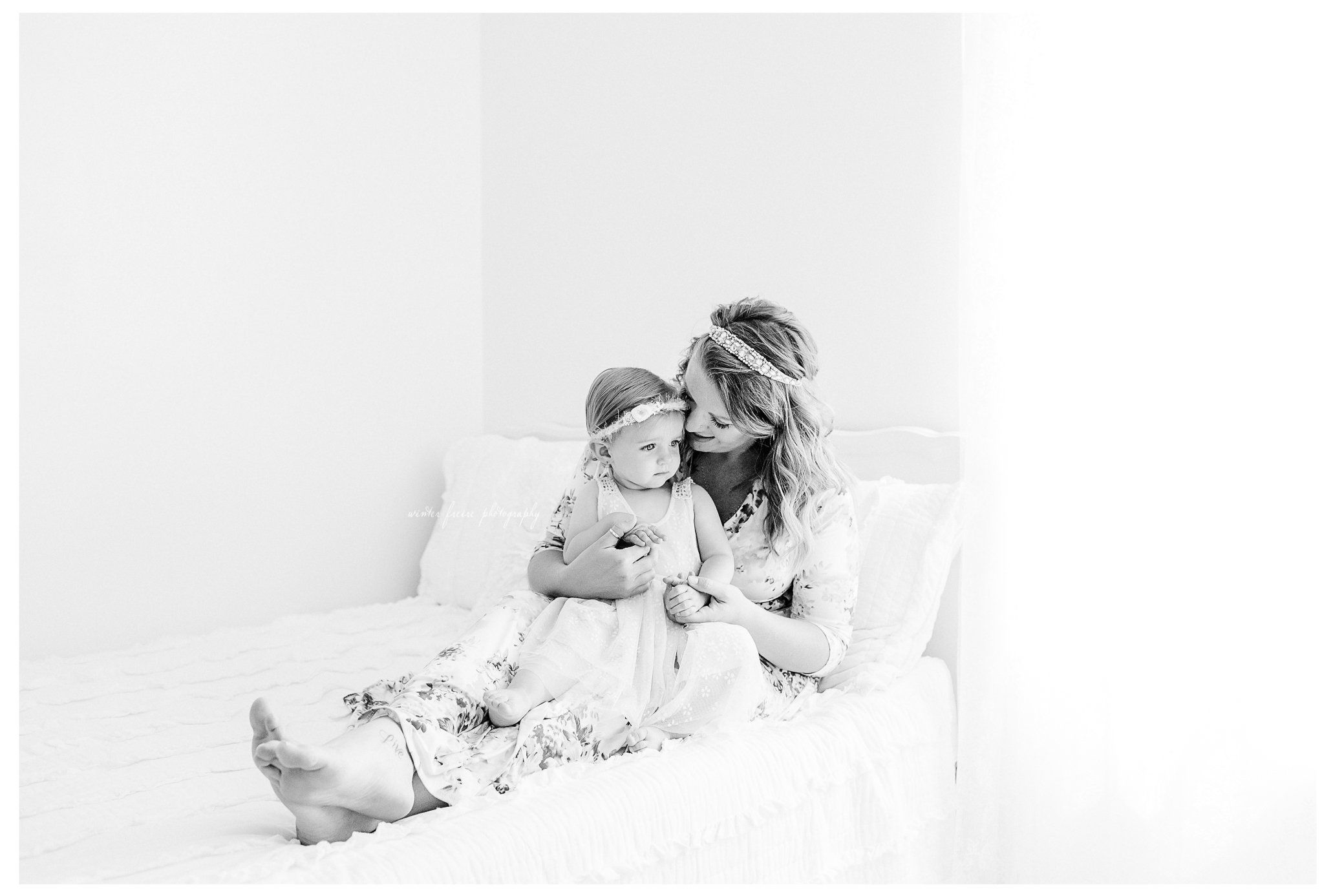 Winter Freire Photography | Sweet Pure Organic | Dayton, Ohio Motherhood Photography | Dayton, Ohio Motherhood Photographer | Motherhood