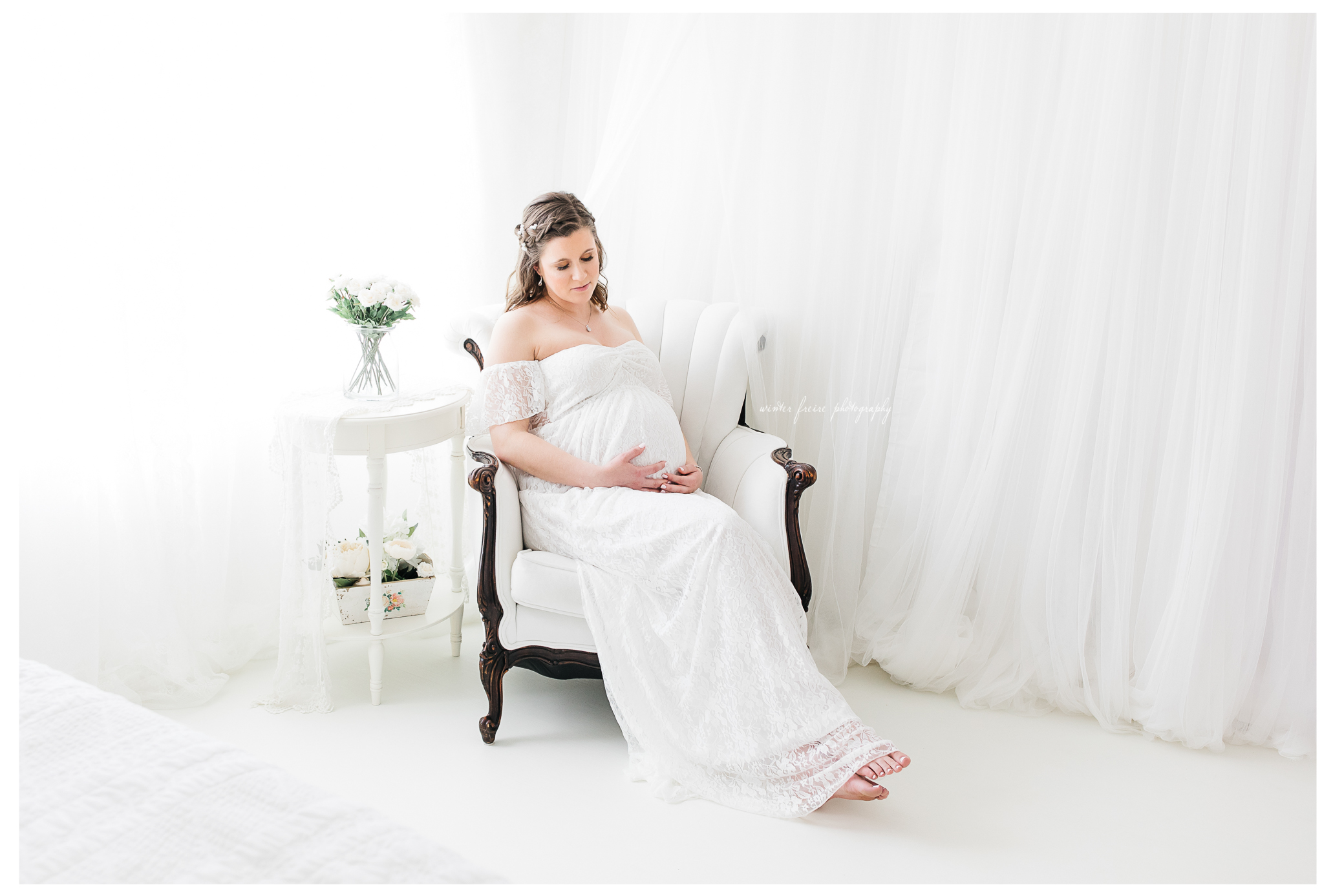 Winter Freire Photography | Dayton, Ohio Photography | Dayton, Ohio Maternity Photographer | Maternity Photography | Fine Art Photography | Lifestyle Maternity Session | Elegant Timeless Organic Portraits | Maternity Session