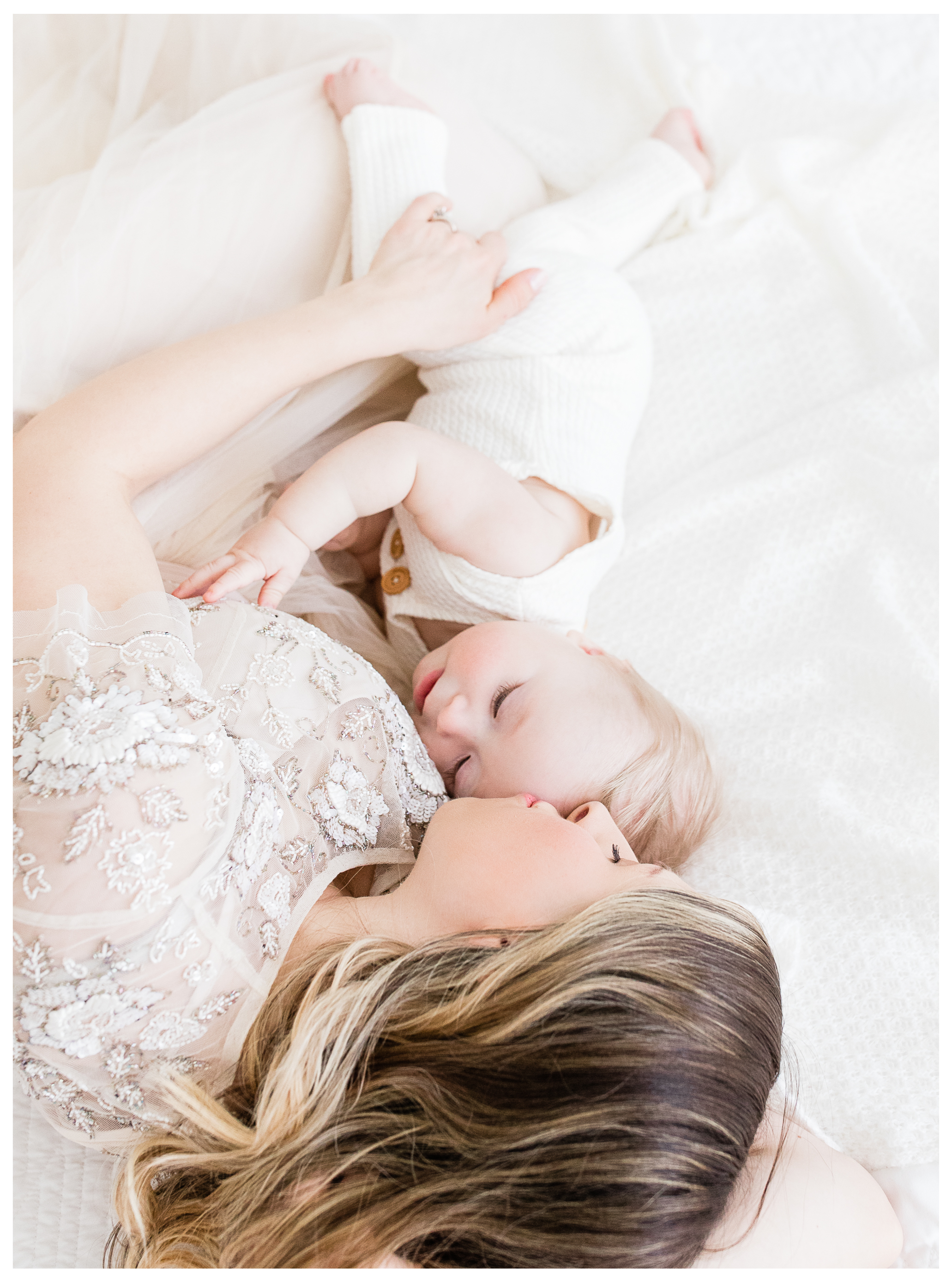 Winter Freire Photography | Elegant Timeless Organic Milestone Portraits | Dayton, Ohio Family Photography | Milestone and Family Photographer | Fine Art Photographer Dayton, Ohio | Organic Milestone Family Session | Natural Light Photographer | Dreamy Lifestyle Photography