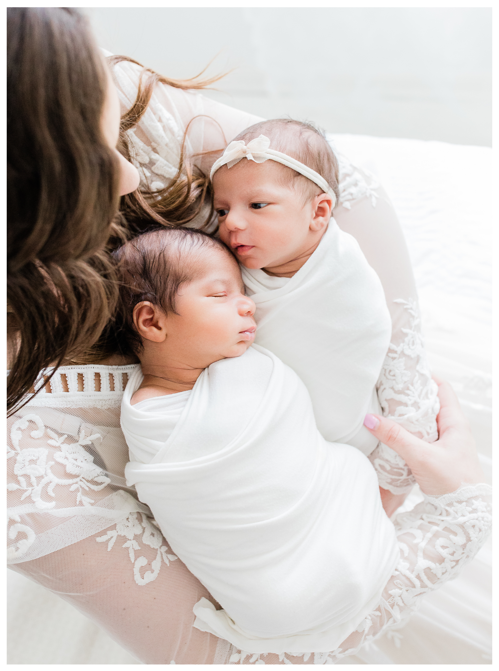 Winter Freire Photography | Elegant Timeless Organic Newborn Portraits | Dayton, Ohio Newborn Photography | Fine Art Photographer Dayton, Ohio | Organic Newborn Session | Natural Light Photographer | Dreamy Lifestyle Newborn Photography | Family Newborn Session Dayton, Ohio | Newborn Twin Session Ohio Photographer | Natural Light Organic Studio Newborn Session
