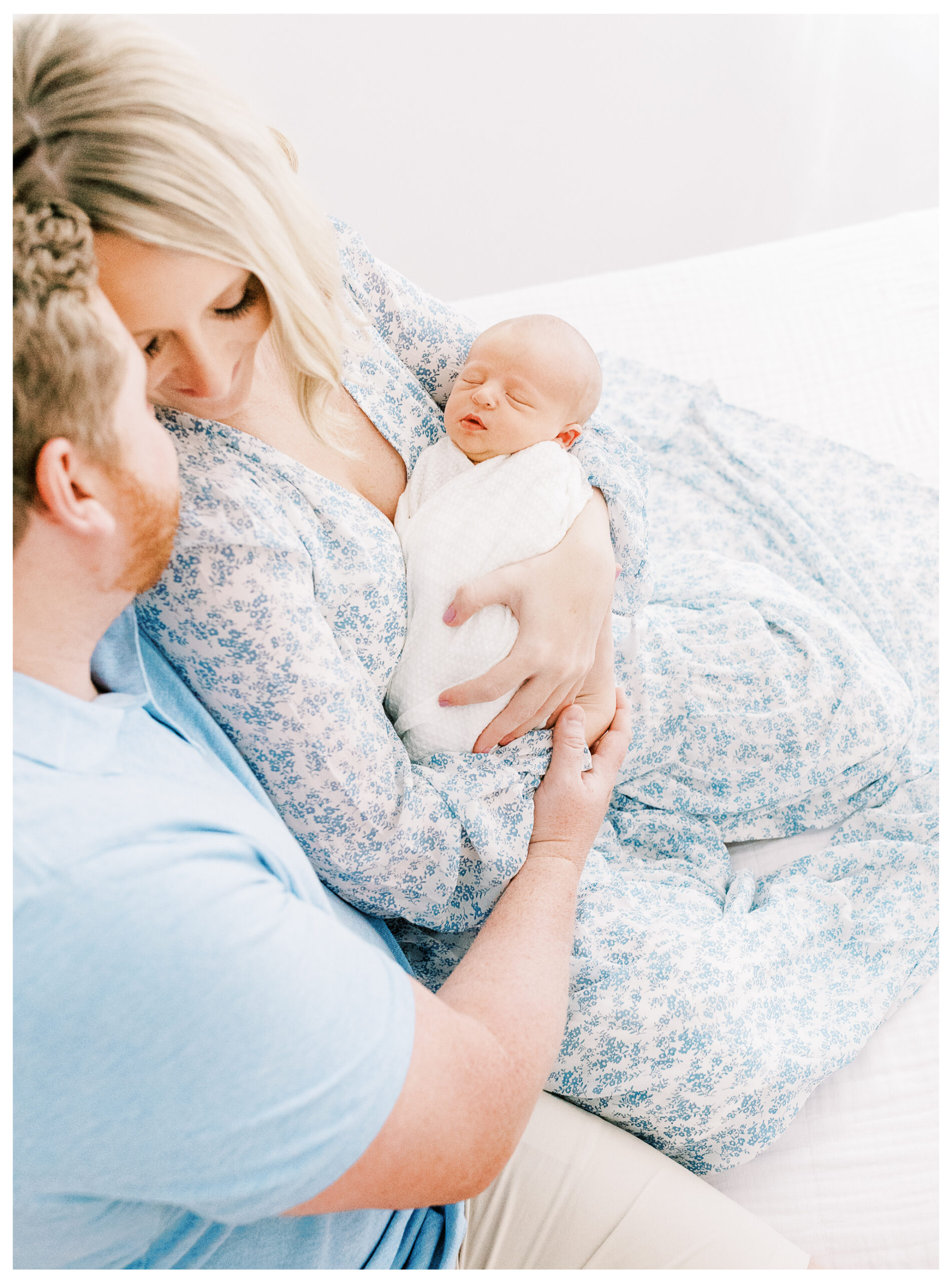 Dayton Newborn Photography | Winter Freire Photography | Dayton, Ohio Photographer | Organic Newborn Studio Session Centerville, OH | Timeless Organic Newborn Portraits