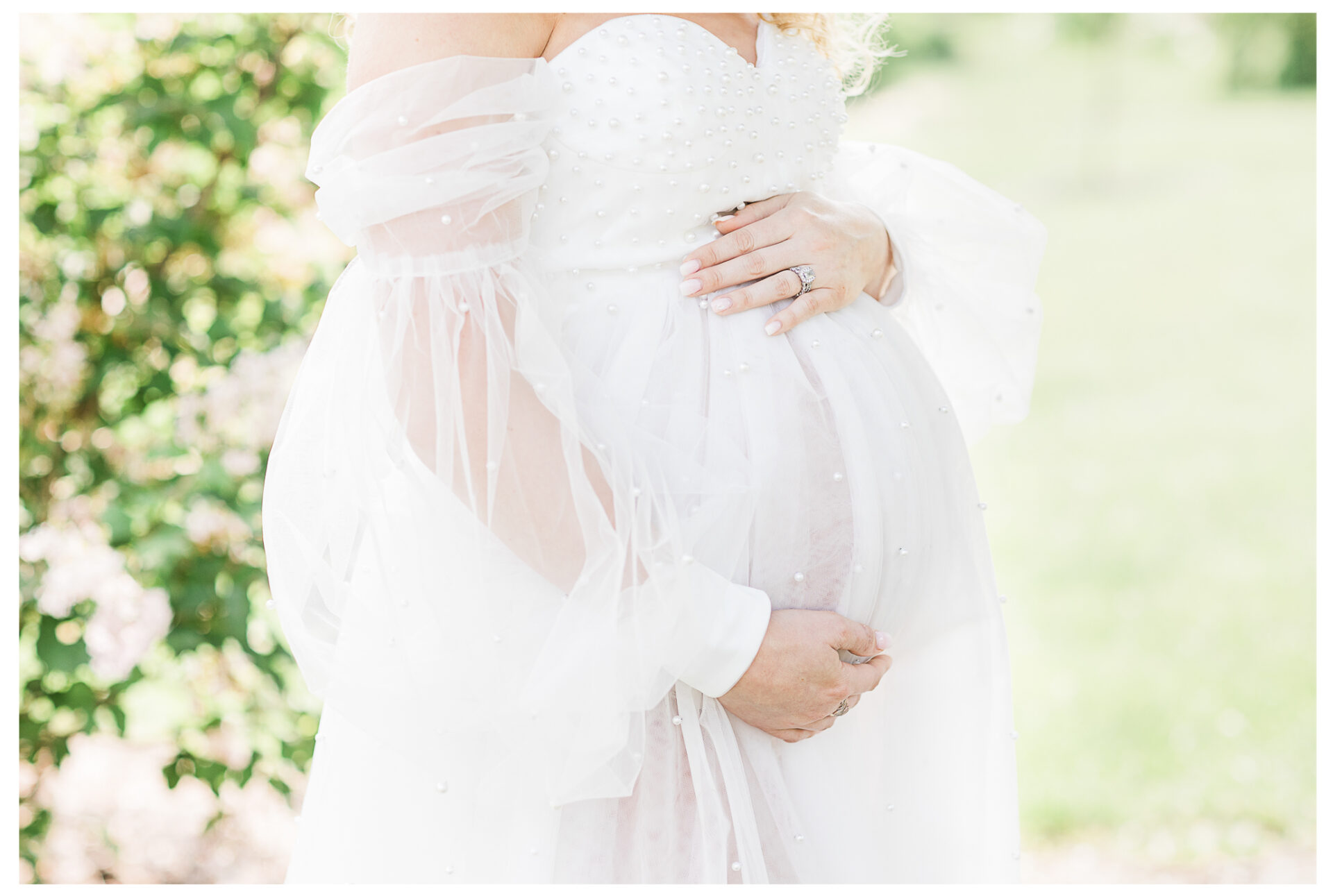 Winter Freire Photography | a close cropped image of the baby bump