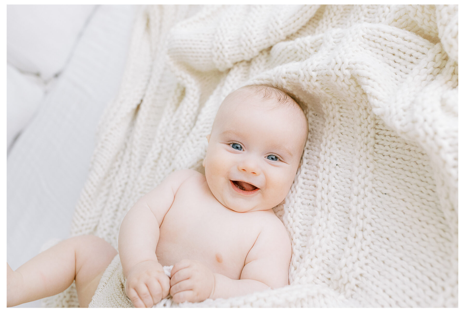 Winter Freire Photography | Dayton, Ohio Baby Milestone Session | Organic Family Studio Photography | 6 Month old baby smiling big at the camera